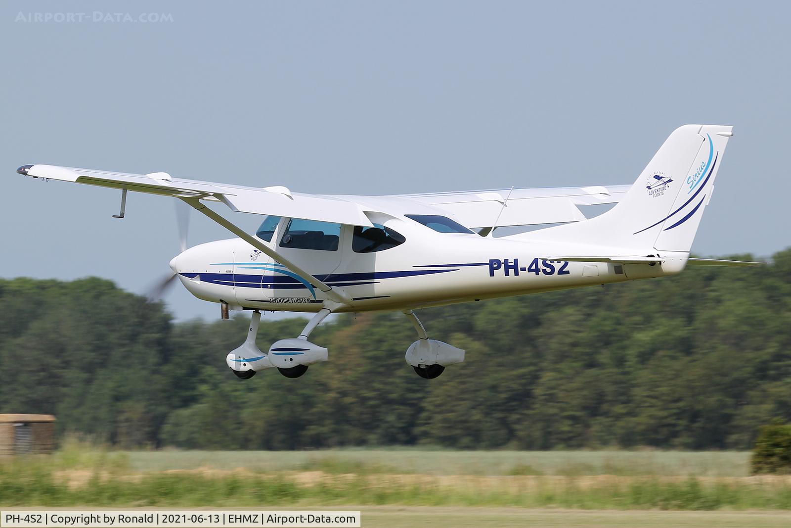 PH-4S2, Sirius TL Ultralight TL-3000 C/N 18SI172, at ehmz