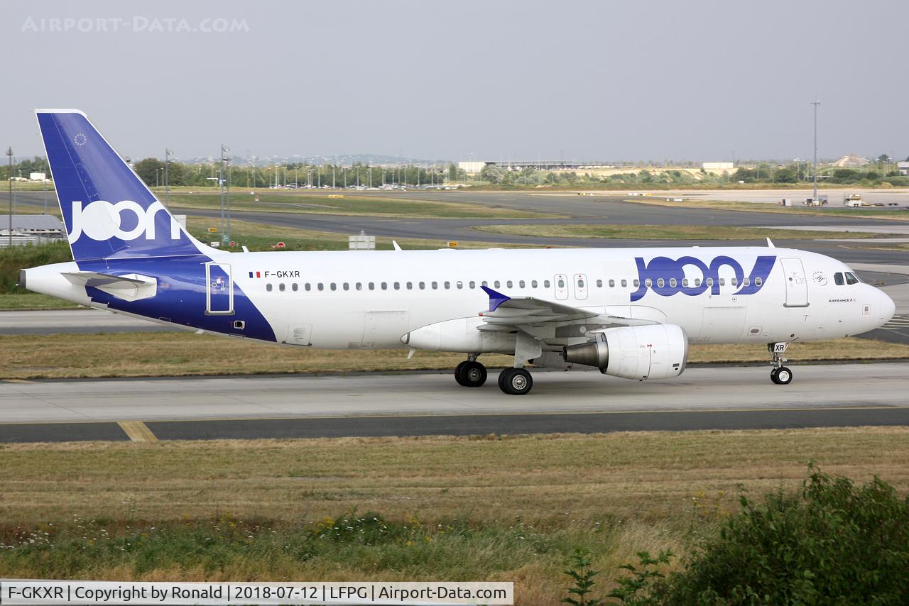 F-GKXR, 2009 Airbus A320-214 C/N 3795, at cdg