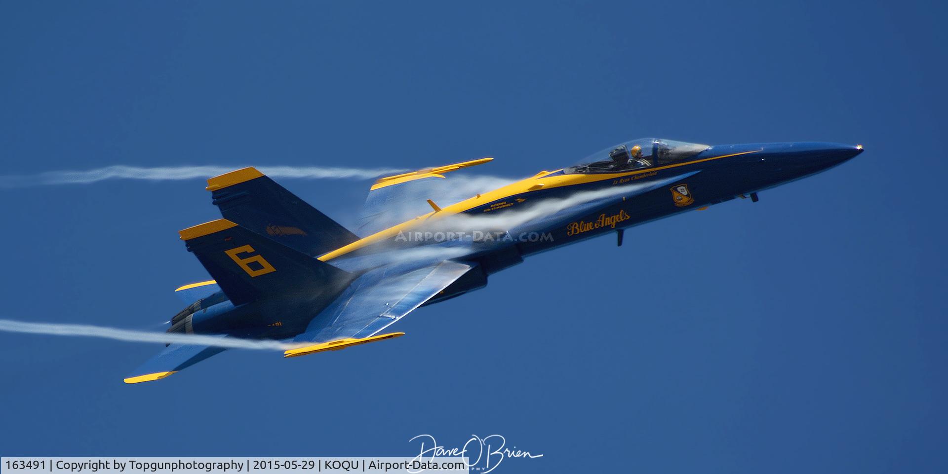 163491, 1988 McDonnell Douglas F/A-18C Hornet C/N 727/C048, 2nd Solo yanking it hard