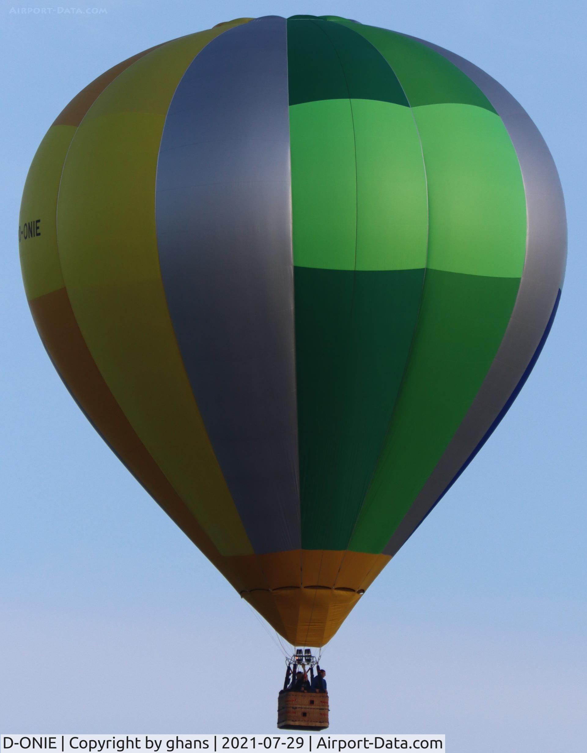 D-ONIE, 2020 Kubicek BB-26E C/N 1668, @ Chambley