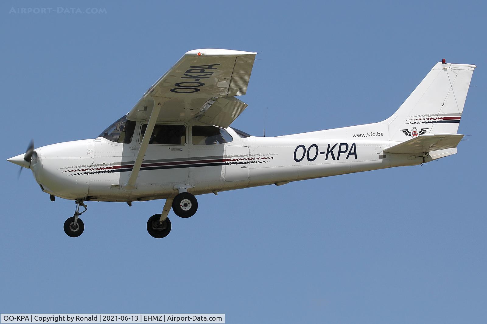 OO-KPA, 1998 Cessna 172R C/N 17280521, at ehmz