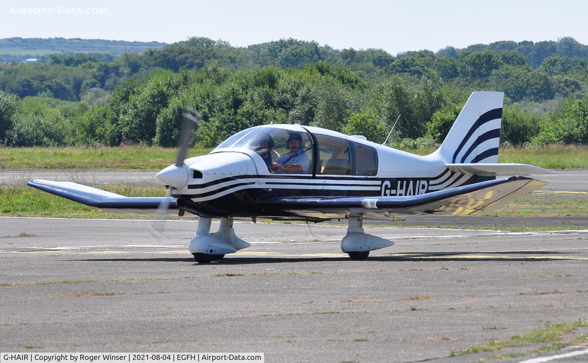 G-HAIR, 2000 Robin DR-400-180 Regent Regent C/N 2479, Visiting Regent.
