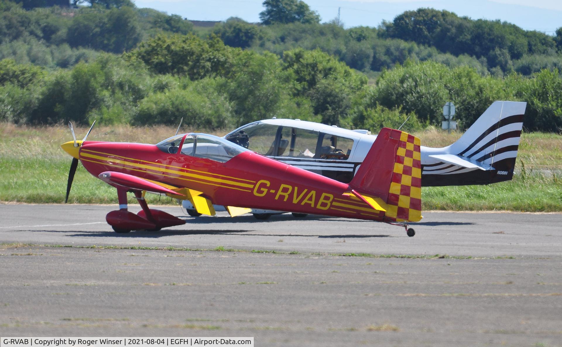 G-RVAB, 2004 Vans RV-7 C/N PFA 323-14005, Visiting RV-7.