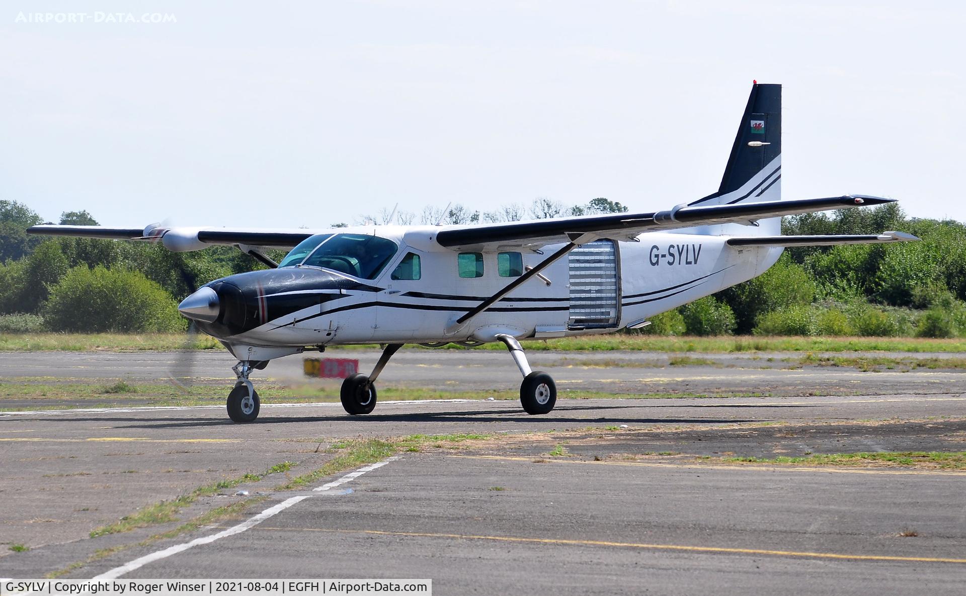 G-SYLV, 2002 Cessna 208B  Grand Caravan C/N 208B0936, Visiting aircraft G-SYLV.