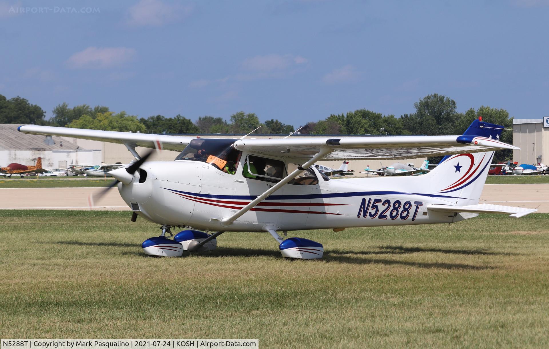 N5288T, 2002 Cessna 172S C/N 172S9222, Cessna 172S