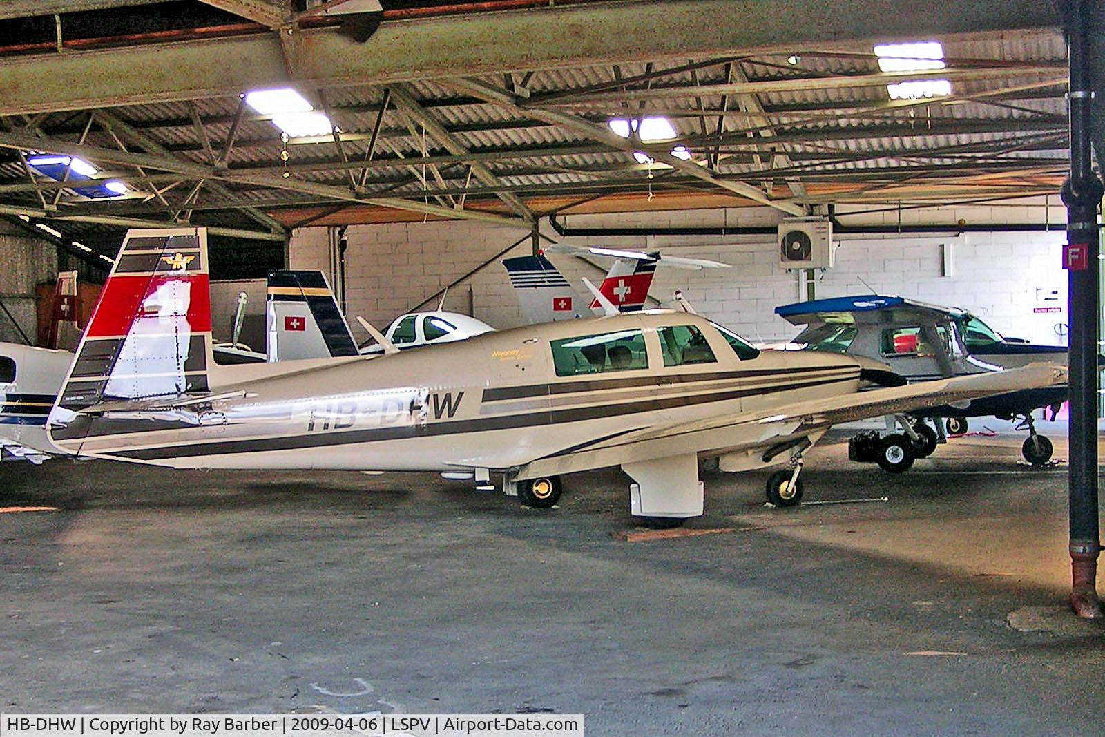 HB-DHW, Mooney M20J 201 C/N 241579, HB-DHW   Mooney M.20J Model 201LM [24-1579] Wangen/Lachen~HB 06/04/2009