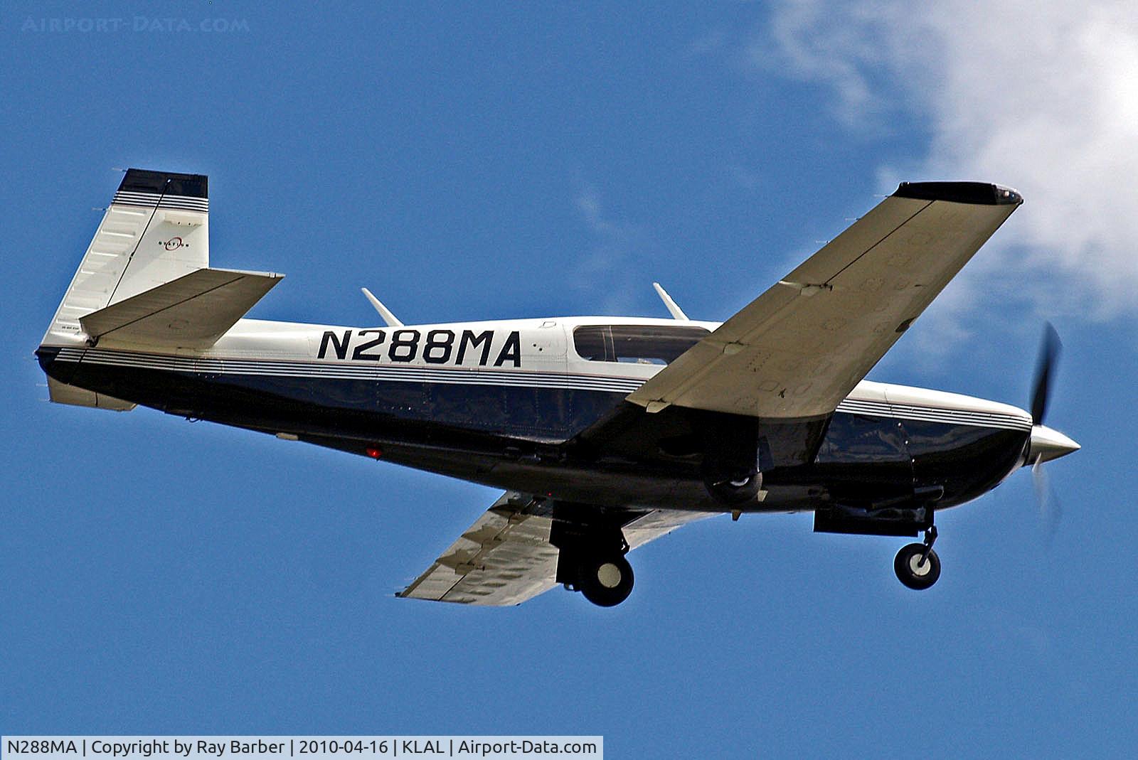 N288MA, 1999 Mooney M20R Ovation C/N 29-0175, N288MA   Mooney M20R Ovation [29-0175] Lakeland-Linder~N 16/04/2010