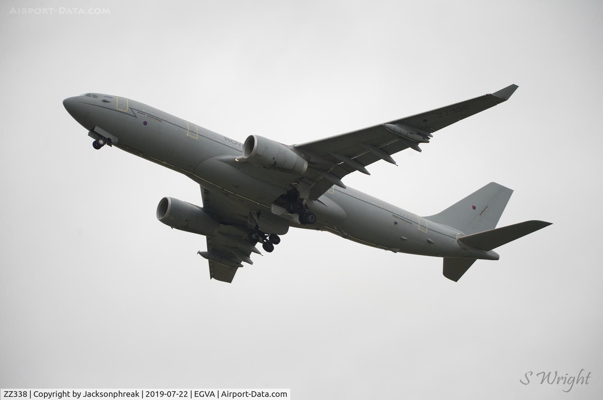 ZZ338, 2013 Airbus A330-243MRTT (KC3 Voyager) C/N 1419, Take off from RAF Fairford UK