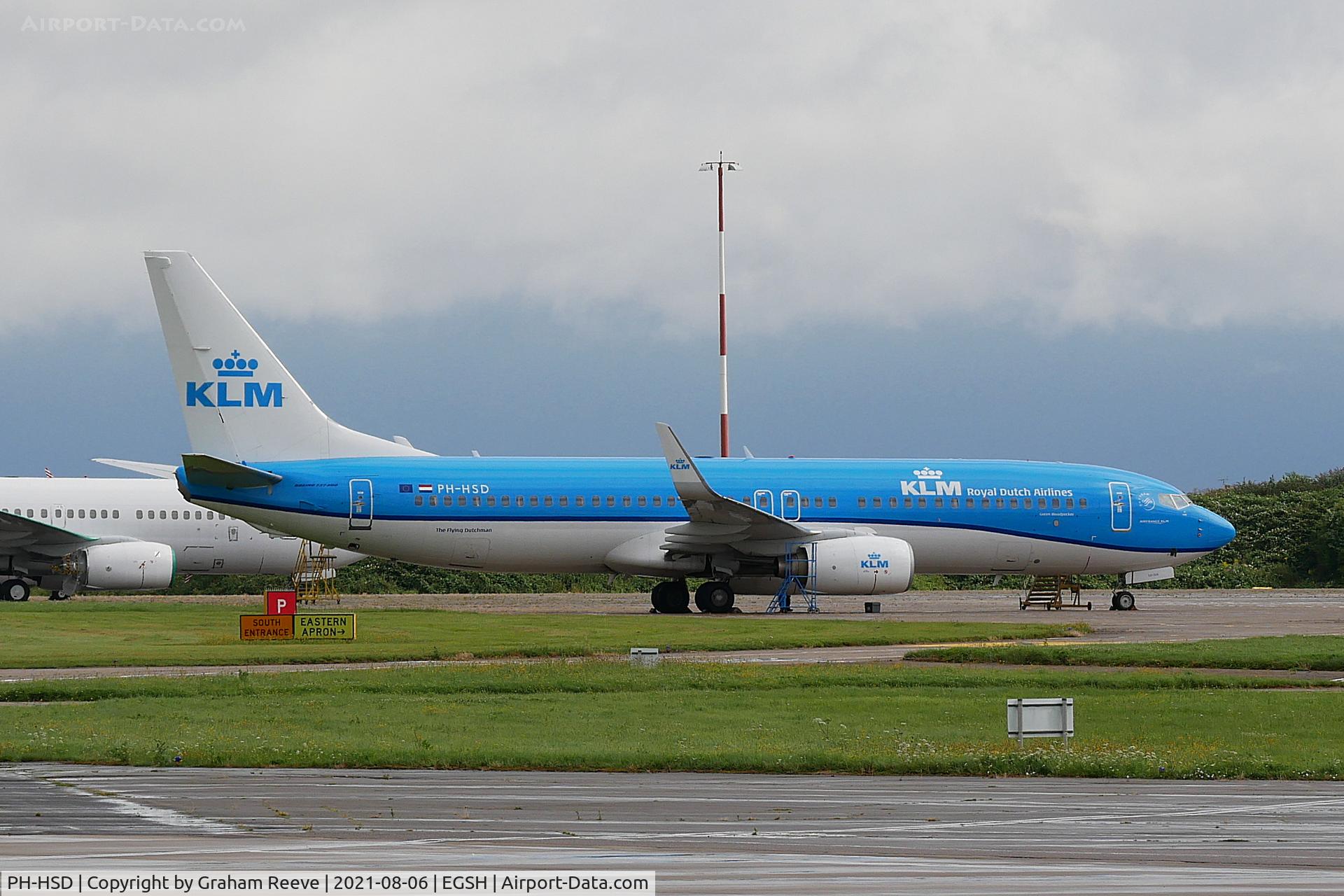 PH-HSD, 2012 Boeing 737-8K2 C/N 39260, Parked at Norwich.