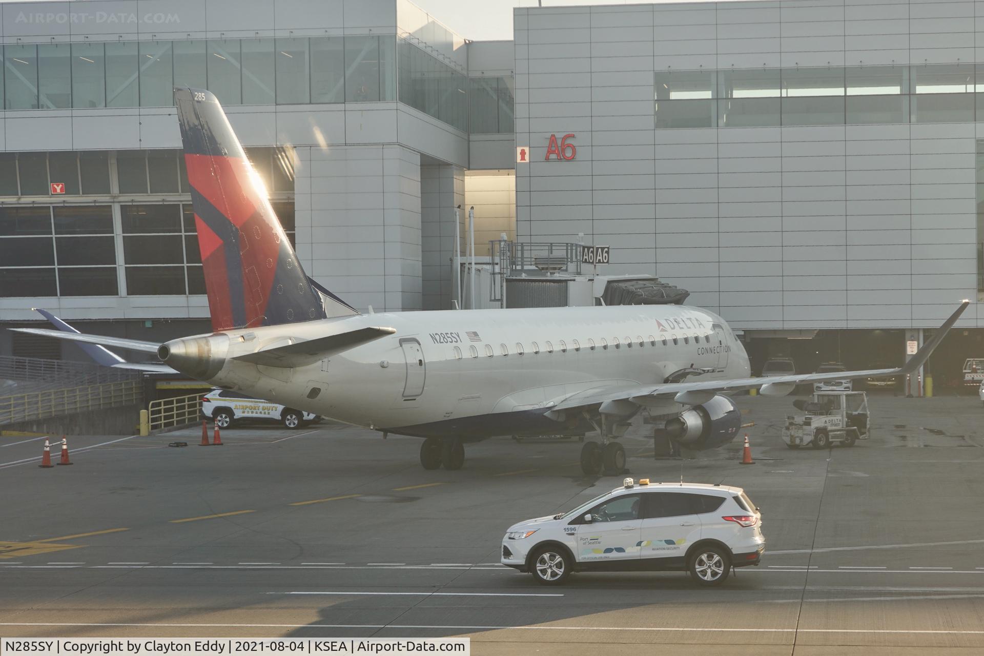 N285SY, 2018 Embraer ERJ-175LL (ERJ-170-200LL) C/N 17000751, SEA 2021.