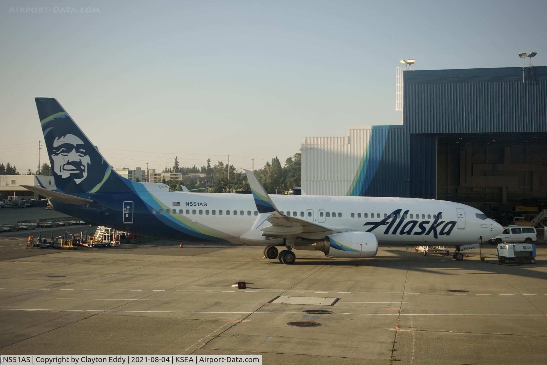 N551AS, 2006 Boeing 737-890 C/N 34593, SEA 2021.