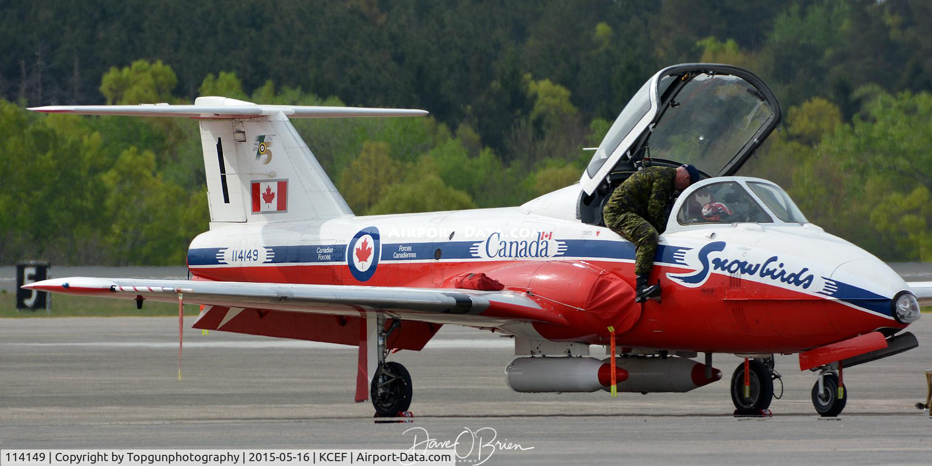 114149, Canadair CT-114 Tutor C/N 1149, Snowbird precheck