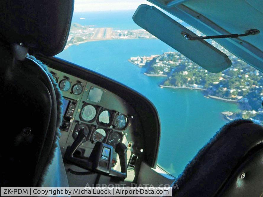 ZK-PDM, Cessna 208 Caravan 1 C/N 20800240, Turning onto finals at WLG