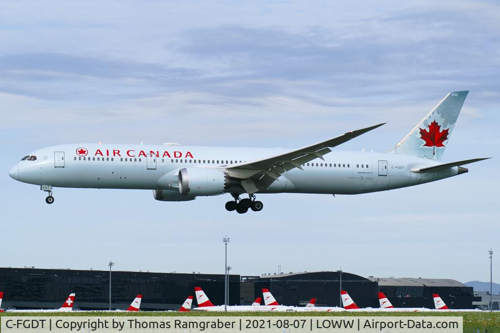C-FGDT, 2016 Boeing 787-9 Dreamliner Dreamliner C/N 37171, Air Canada Boeing 787-9 Dreamliner