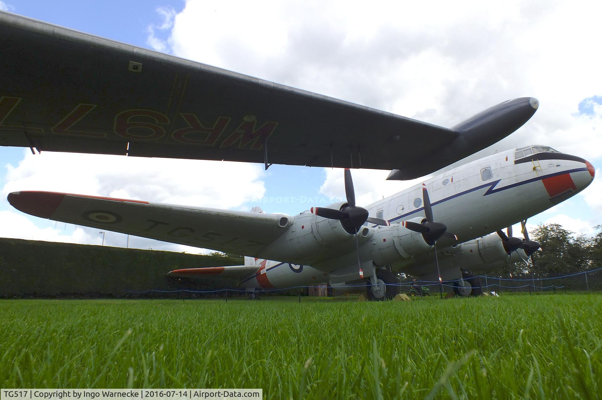 TG517, 1948 Handley Page Hastings T.5 C/N HP67/21, Handley Page Hastings T5 at the Newark Air Museum