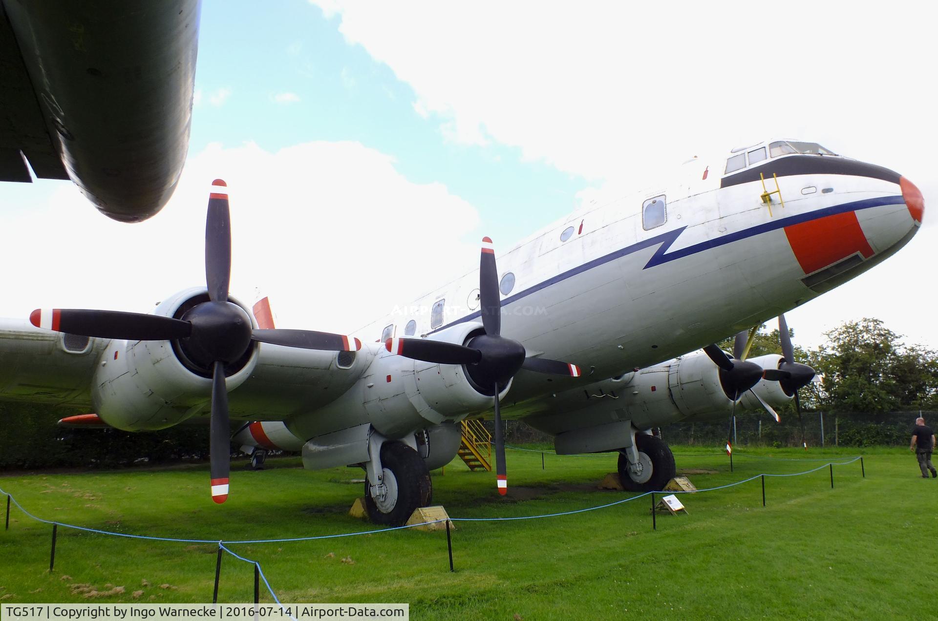 TG517, 1948 Handley Page Hastings T.5 C/N HP67/21, Handley Page Hastings T5 at the Newark Air Museum