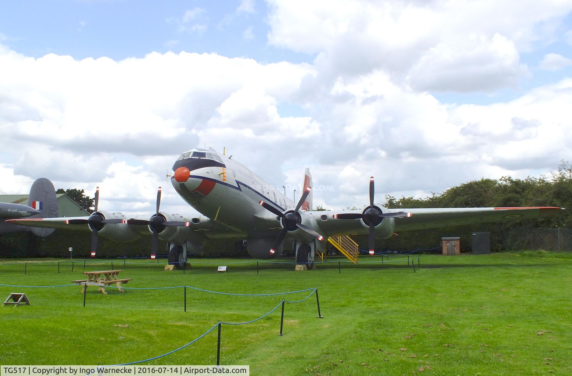 TG517, 1948 Handley Page Hastings T.5 C/N HP67/21, Handley Page Hastings T5 at the Newark Air Museum
