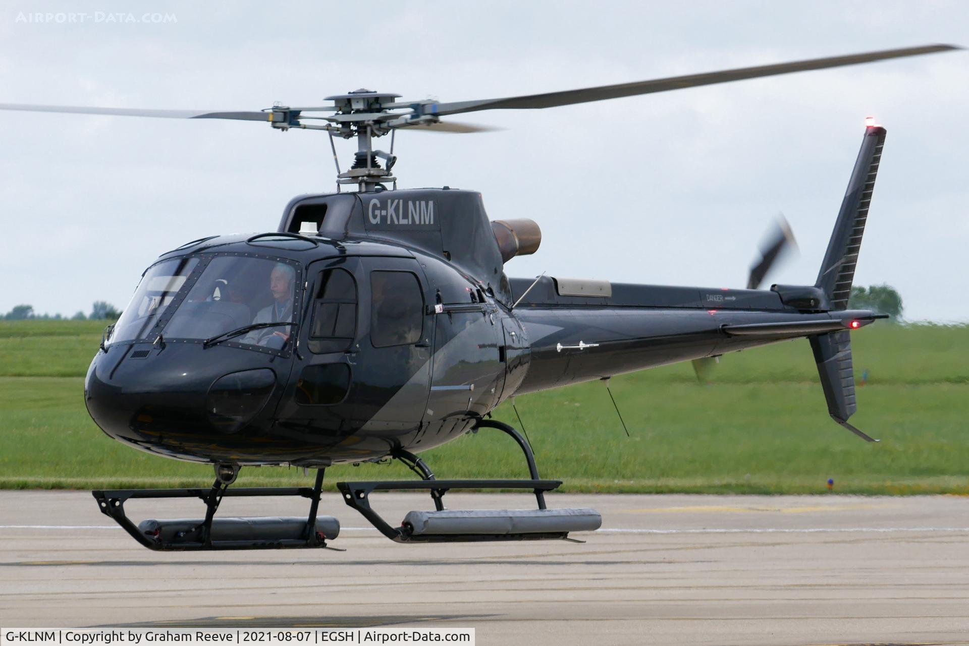 G-KLNM, 2014 Eurocopter AS-350B-3 Ecureuil Ecureuil C/N 7827, Landing at Norwich.