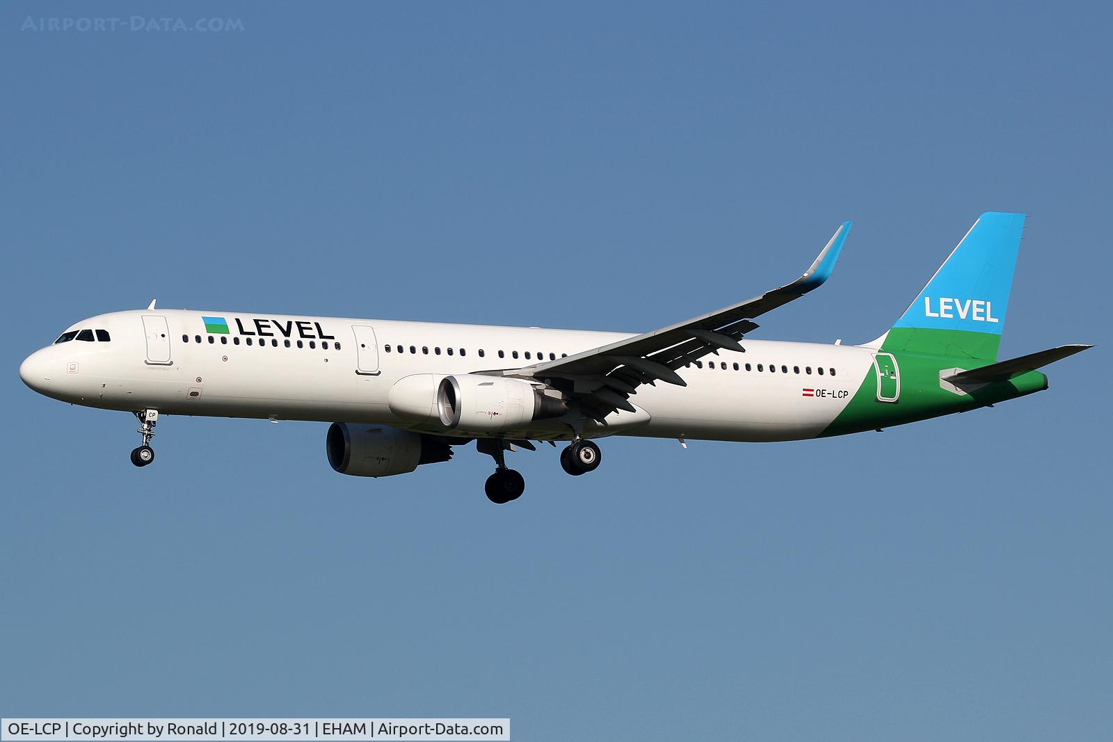 OE-LCP, 2015 Airbus A321-211 C/N 6629, at spl