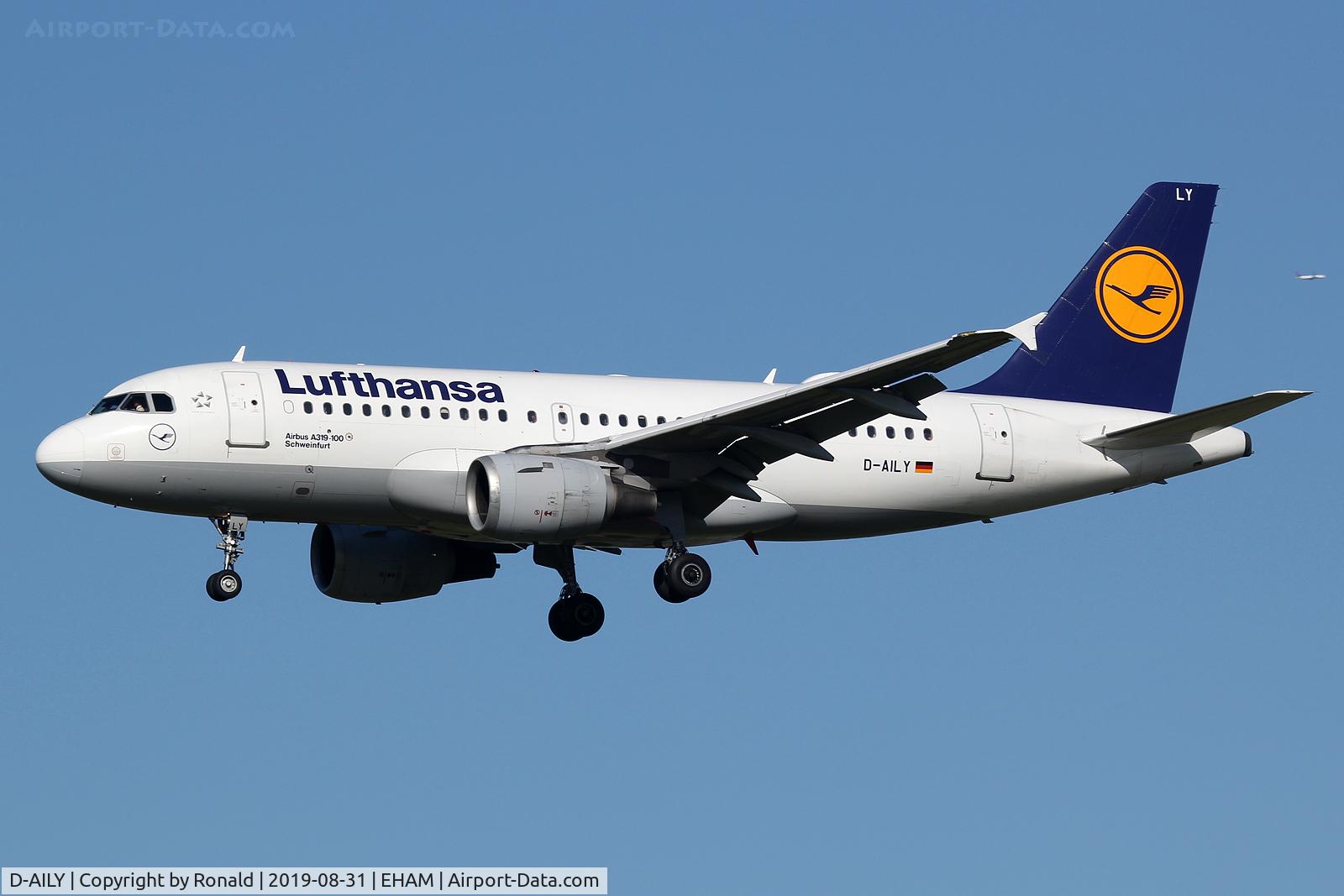 D-AILY, 1998 Airbus A319-114 C/N 875, at spl