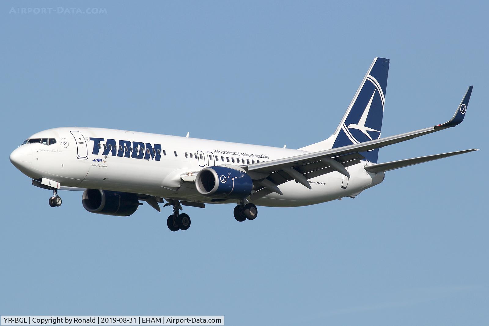YR-BGL, 2013 Boeing 737-8H6 C/N 40145, at spl