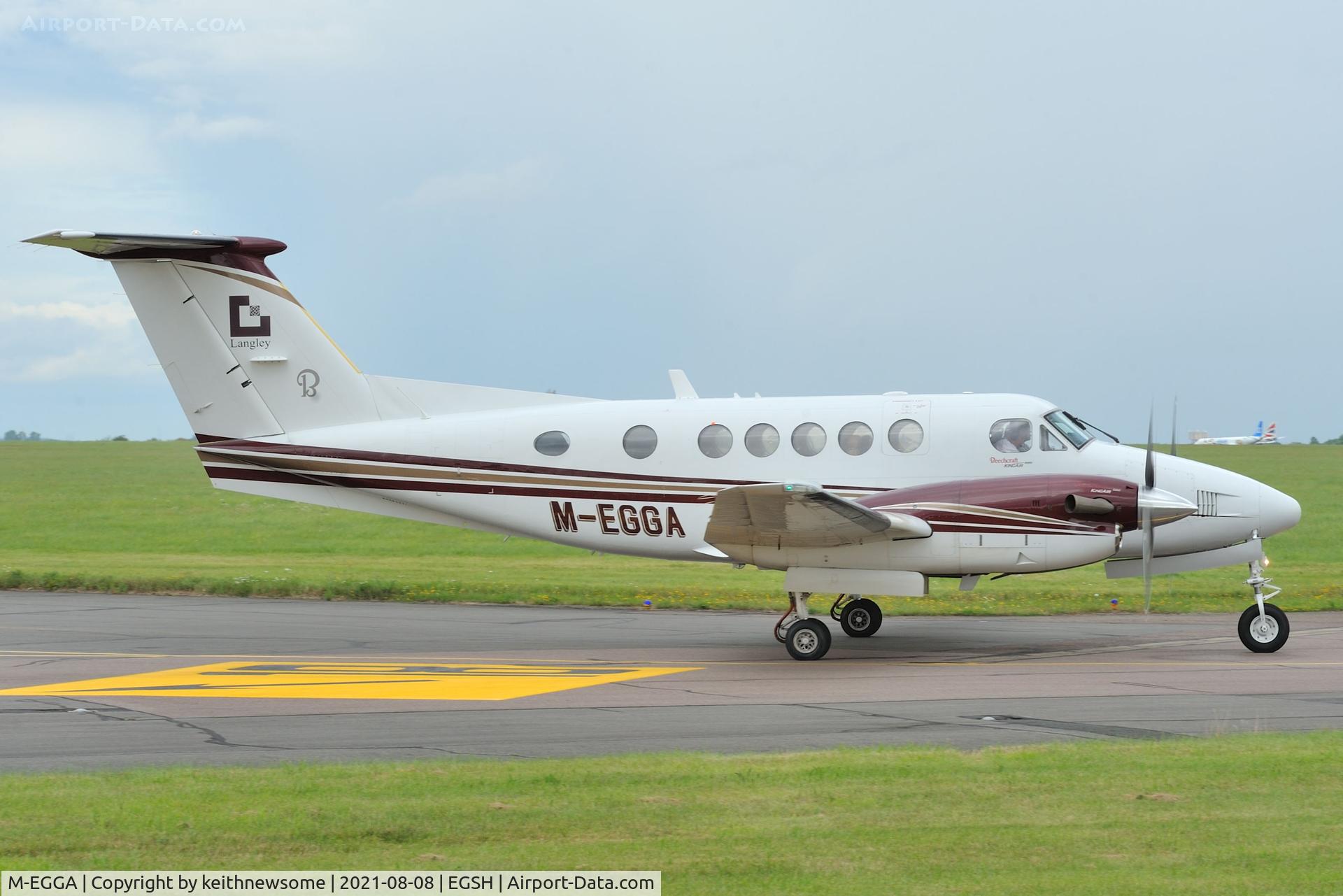 M-EGGA, 2006 Raytheon B200 King Air C/N BB-1933, Leaving Norwich.