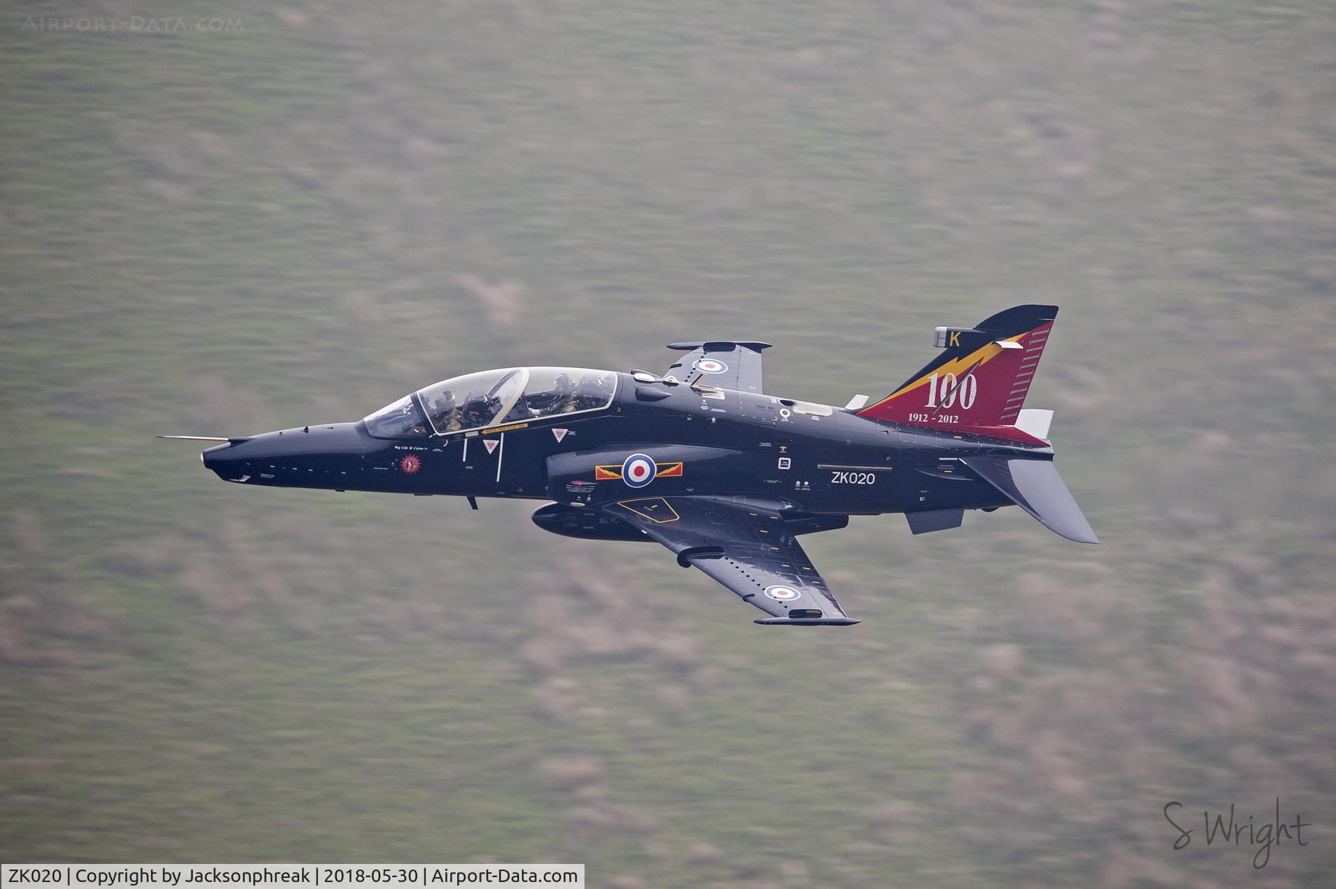 ZK020, 2009 British Aerospace Hawk T2 C/N RT011/1249, Bwlch Oerdrws, Mach Loop. Wales UK