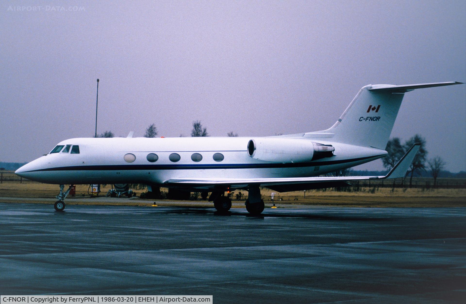 C-FNOR, 1969 Grumman G-1159B Gulfstream II C/N 54, Noranda Mines Ltd G!!B taxiing for departure