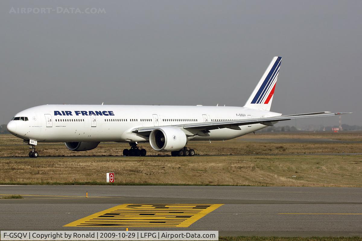 F-GSQV, 2007 Boeing 777-328/ER C/N 32854, at cdg