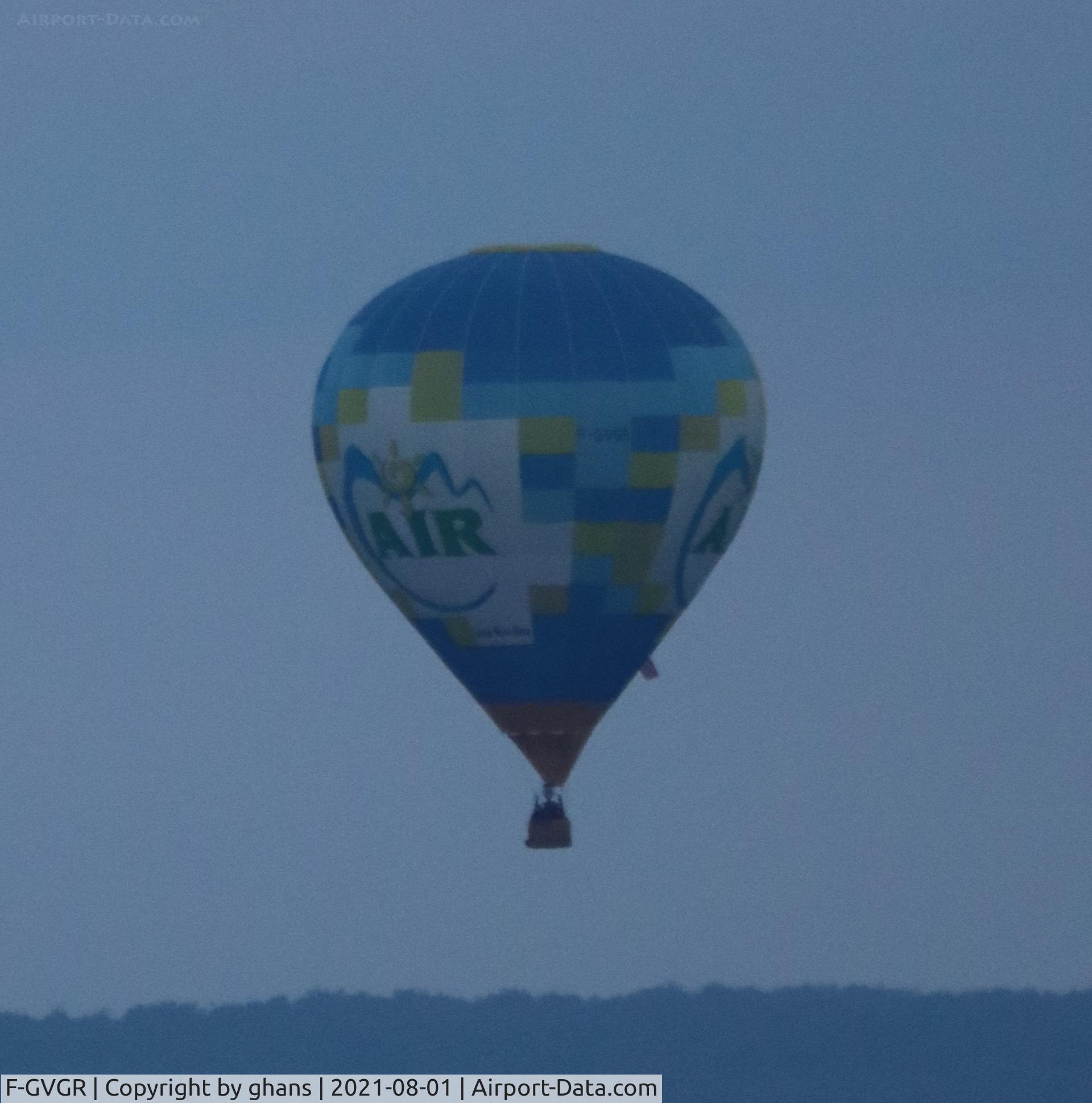 F-GVGR, Cameron Z-105 C/N 11512, @ Chambley