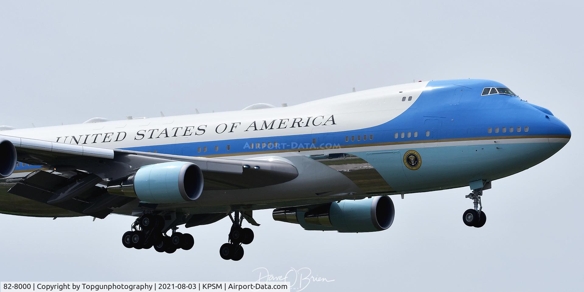 82-8000, 1987 Boeing VC-25A (747-2G4B) C/N 23824, VENUS1 working the pattern up at Pease