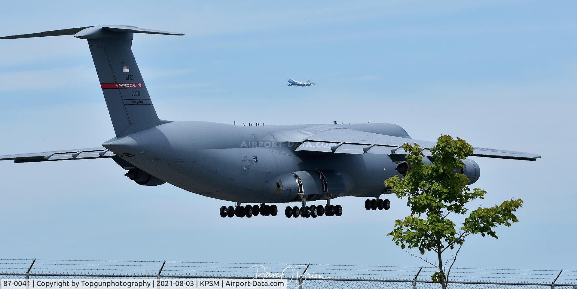 87-0041, 2013 Lockheed C-5M Super Galaxy C/N 500-0127, RODD18 working the pattern with VENUS1