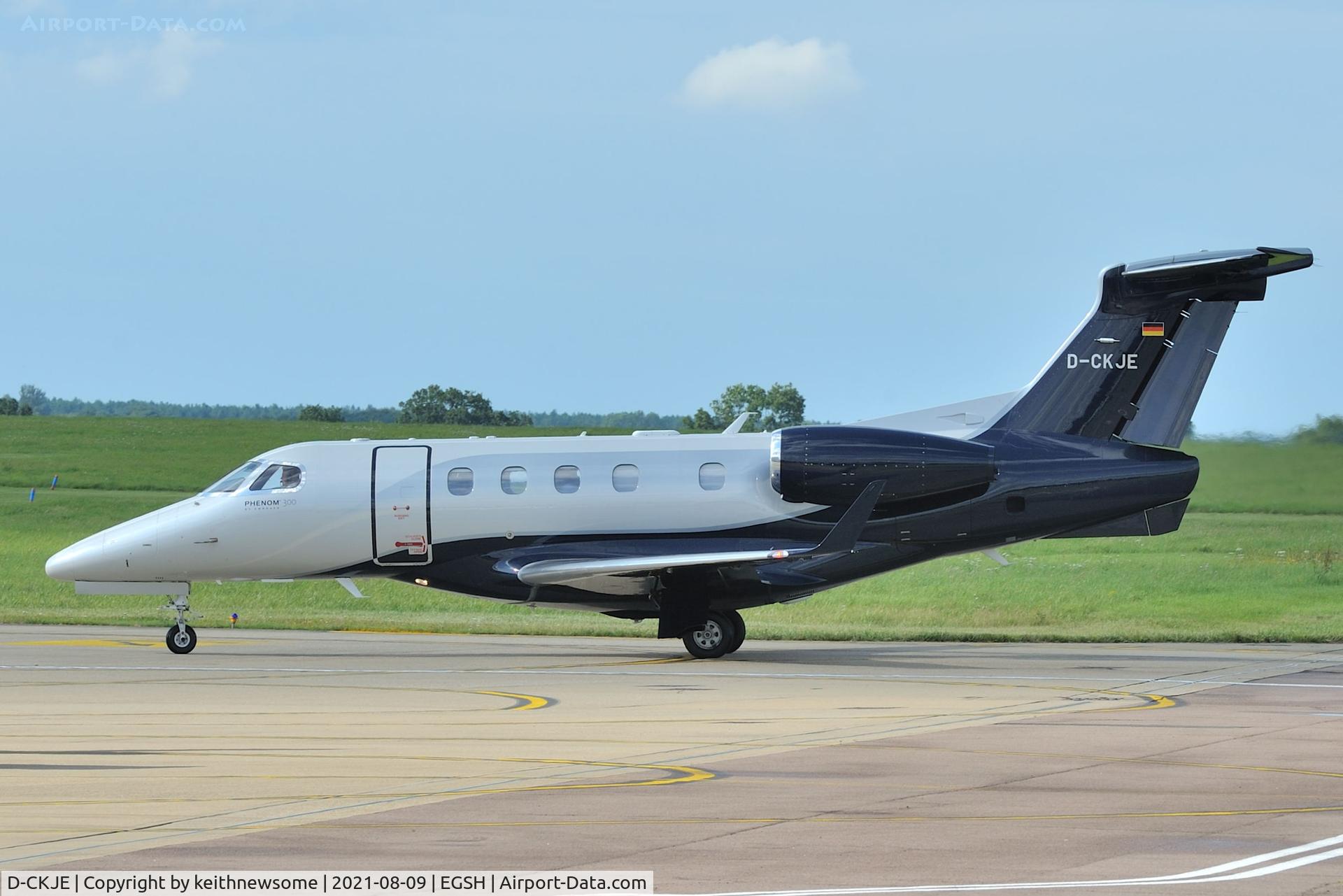 D-CKJE, 2017 Embraer EMB-505 Phenom 300 C/N 50500404, Arriving at Norwich from Sardinia.
