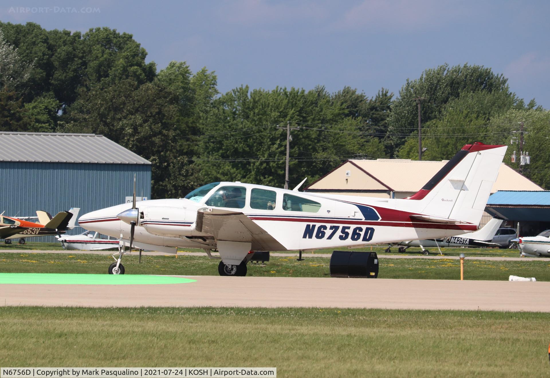 N6756D, 1980 Beech E-55 Baron C/N TE-1181, Beech E55