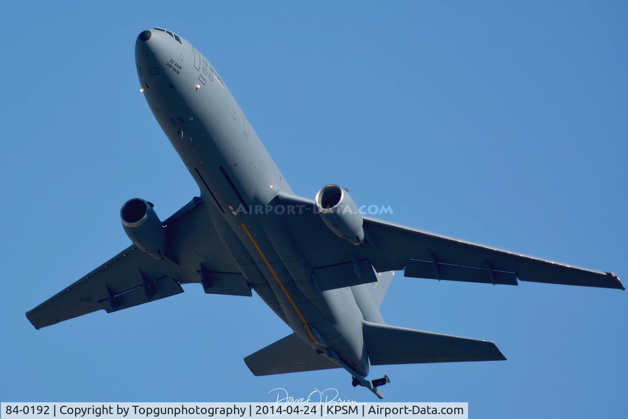 84-0192, 1984 McDonnell Douglas KC-10A Extender C/N 48231, BLUE31 lifts off RW34