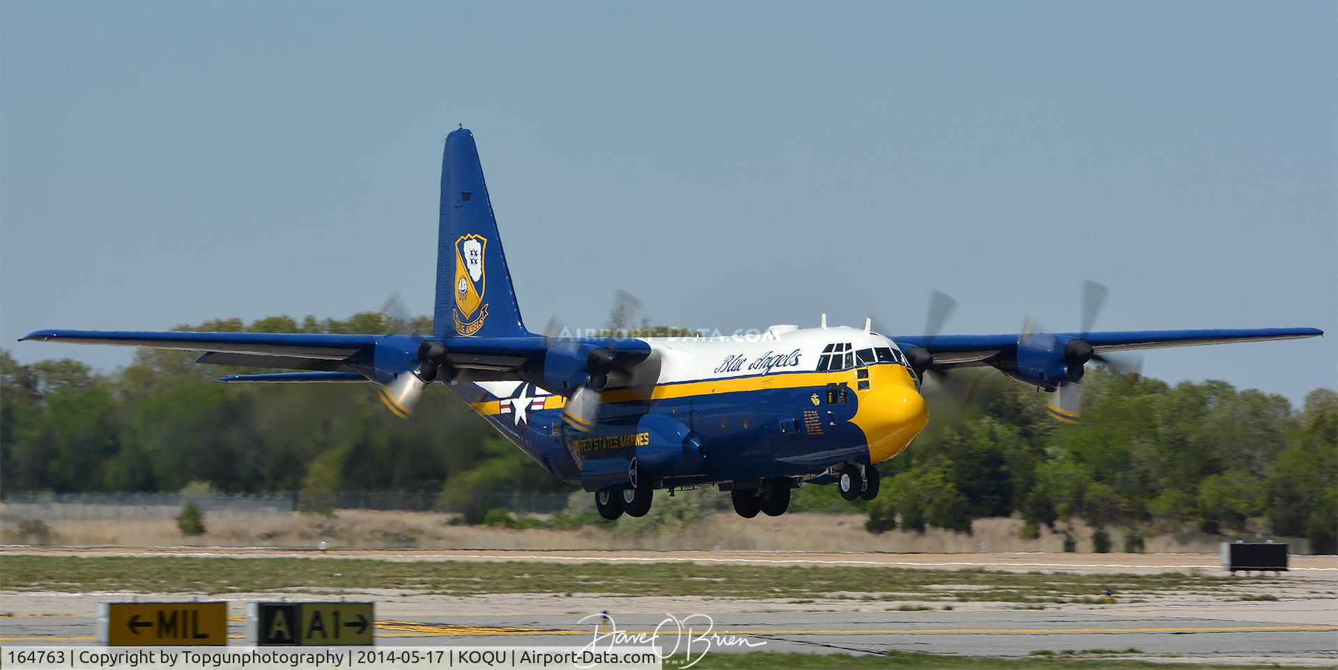 164763, 1992 Lockheed C-130T Hercules C/N 382-5258, Fat Albert lifts off