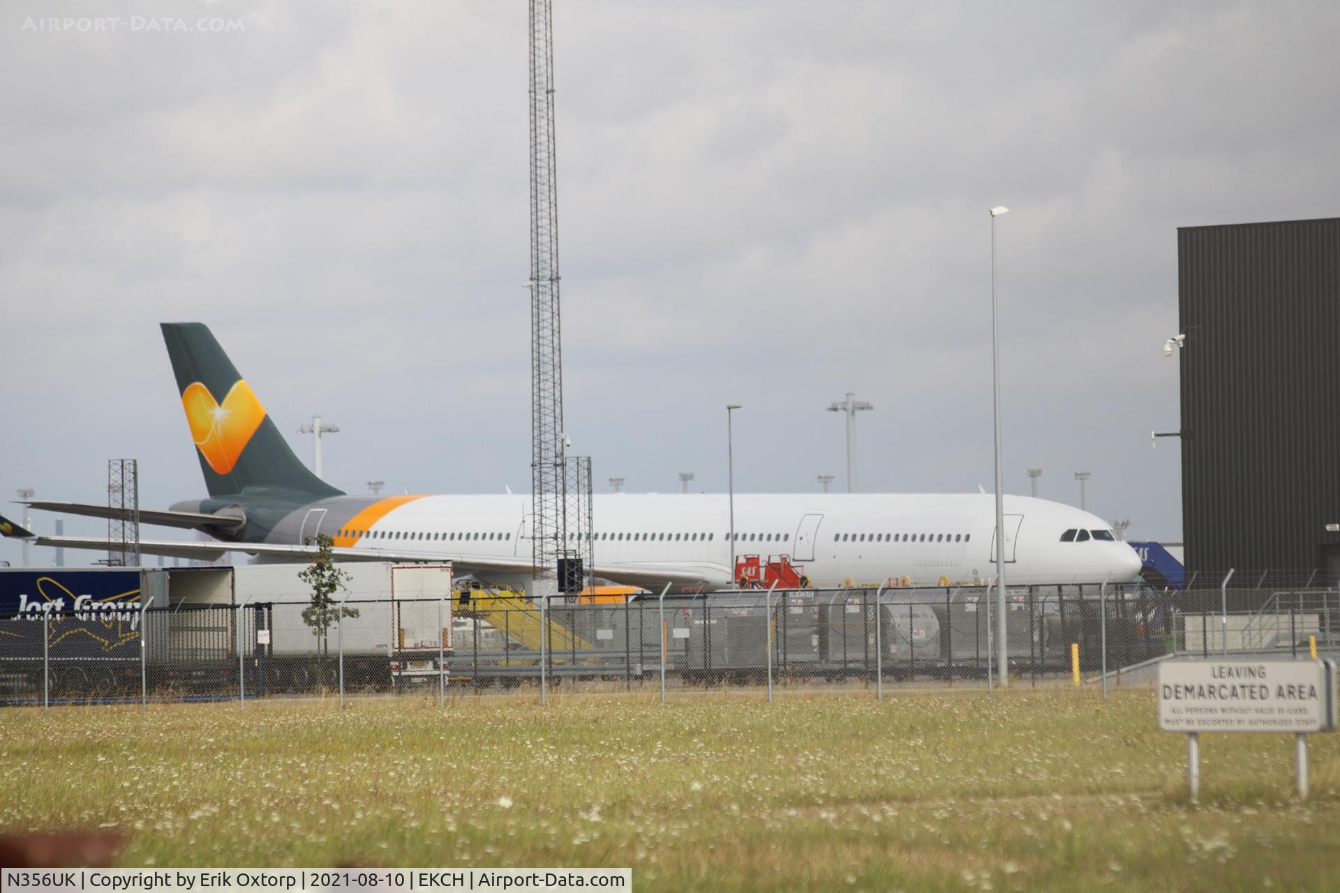 N356UK, 2000 Airbus A330-343X C/N 356, N356UK in prior delivery to new owner