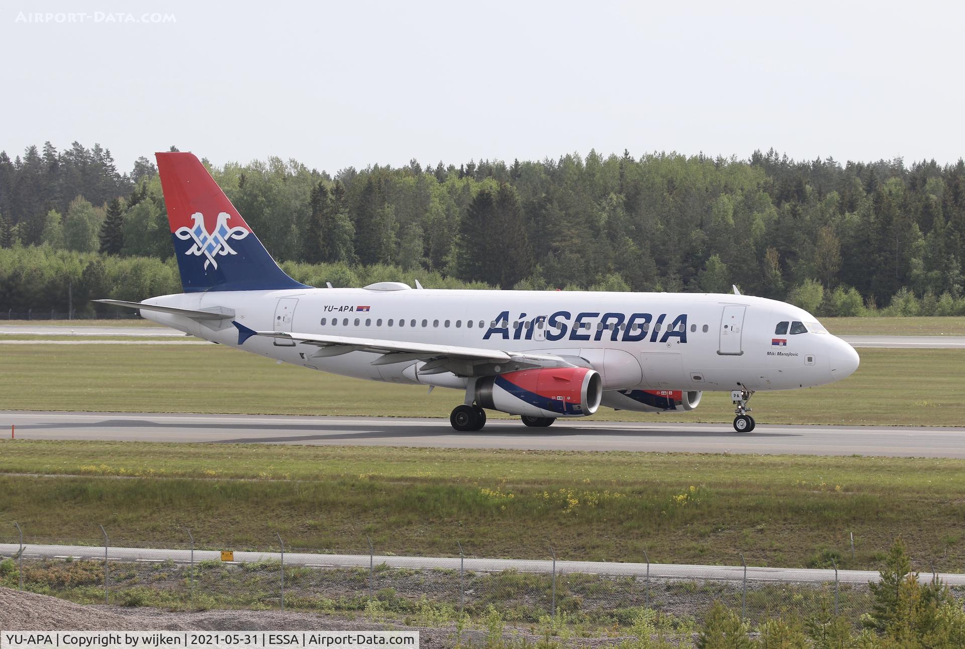 YU-APA, 2004 Airbus A319-132 C/N 2277, Taxiway W