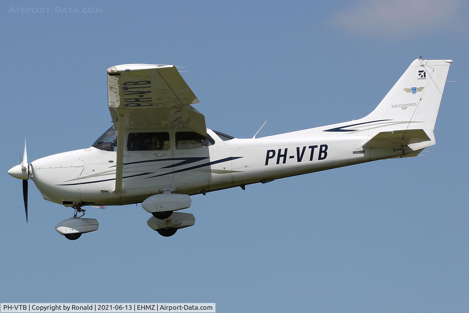 PH-VTB, 2007 Cessna 172S Skyhawk SP C/N 172S10597, at ehmz