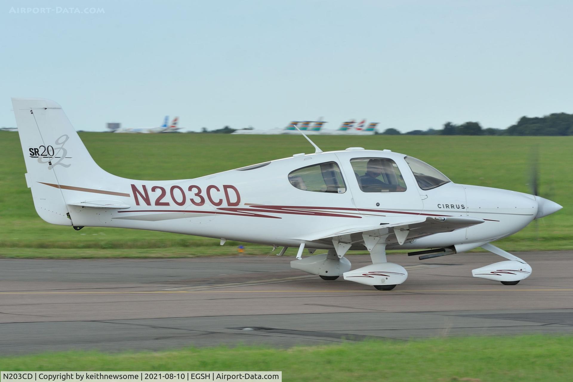 N203CD, 2004 Cirrus SR20 G2 C/N 1451, Leaving Norwich.