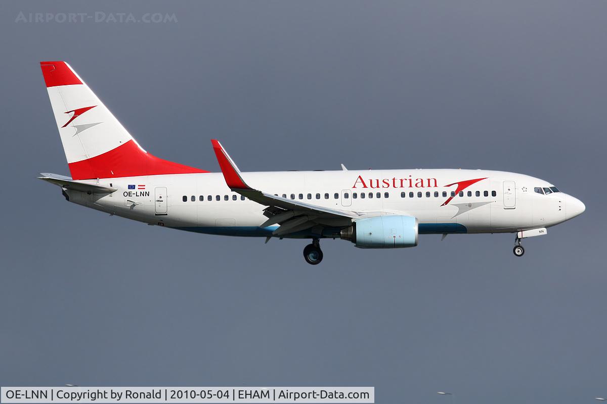 OE-LNN, 2000 Boeing 737-7Z9 C/N 30418, at spl