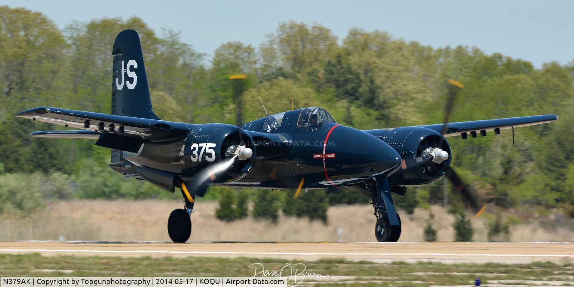 N379AK, Grumman F7F-3N Tigercat C/N 80375, Tigercat touches down