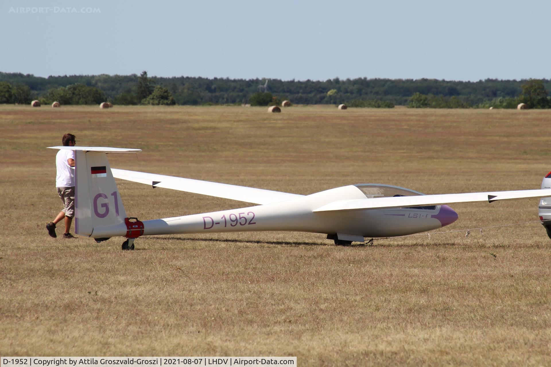 D-1952, Rolladen-Schneider LS-1c C/N 290, LHDV - Dunaújváros-Kisapostag Airport, Hungary