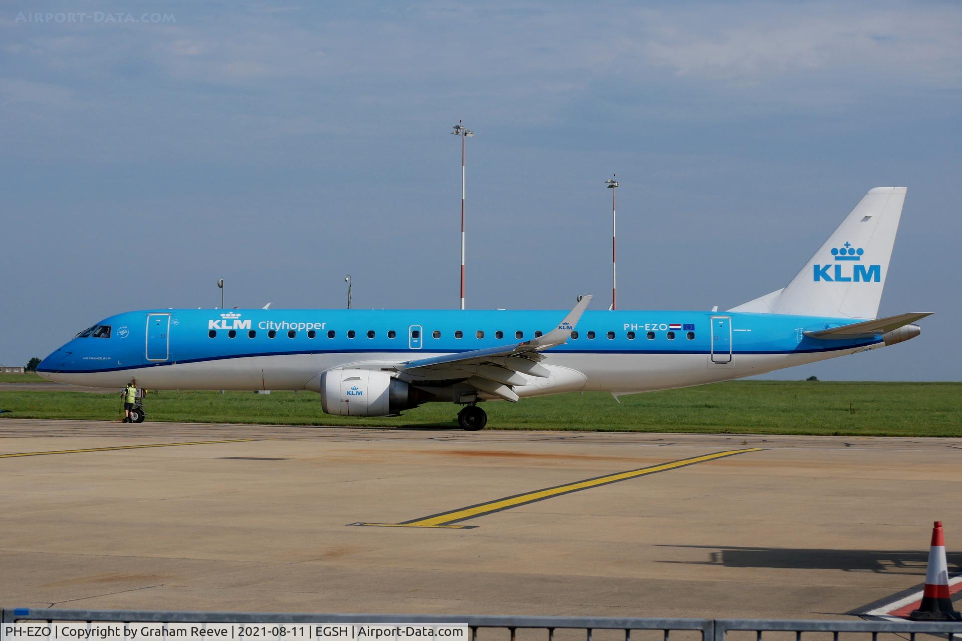 PH-EZO, 2010 Embraer 190LR (ERJ-190-100LR) C/N 19000345, Departing from Norwich.