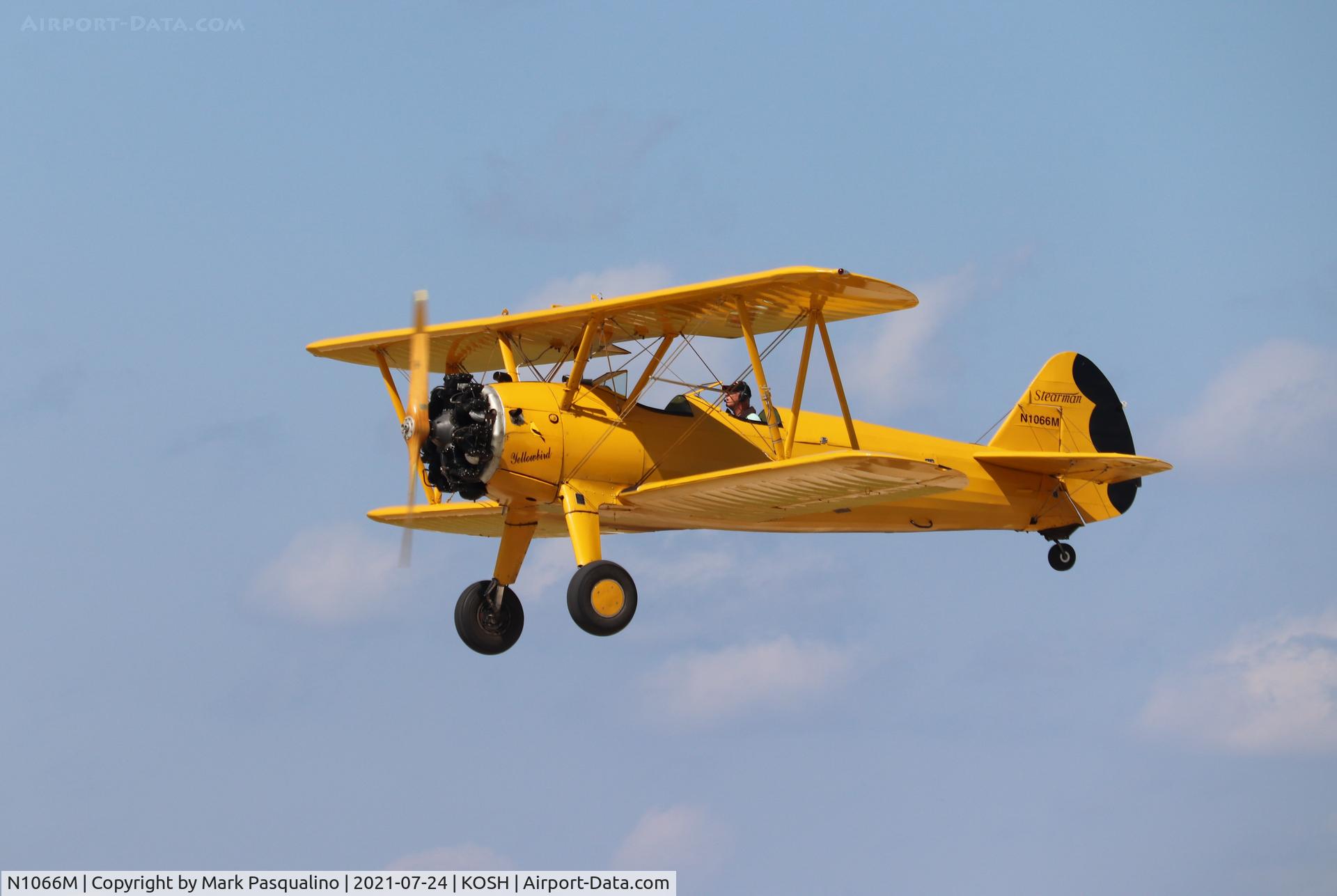 N1066M, 1942 Boeing B75N1 C/N 75-7932, Stearman