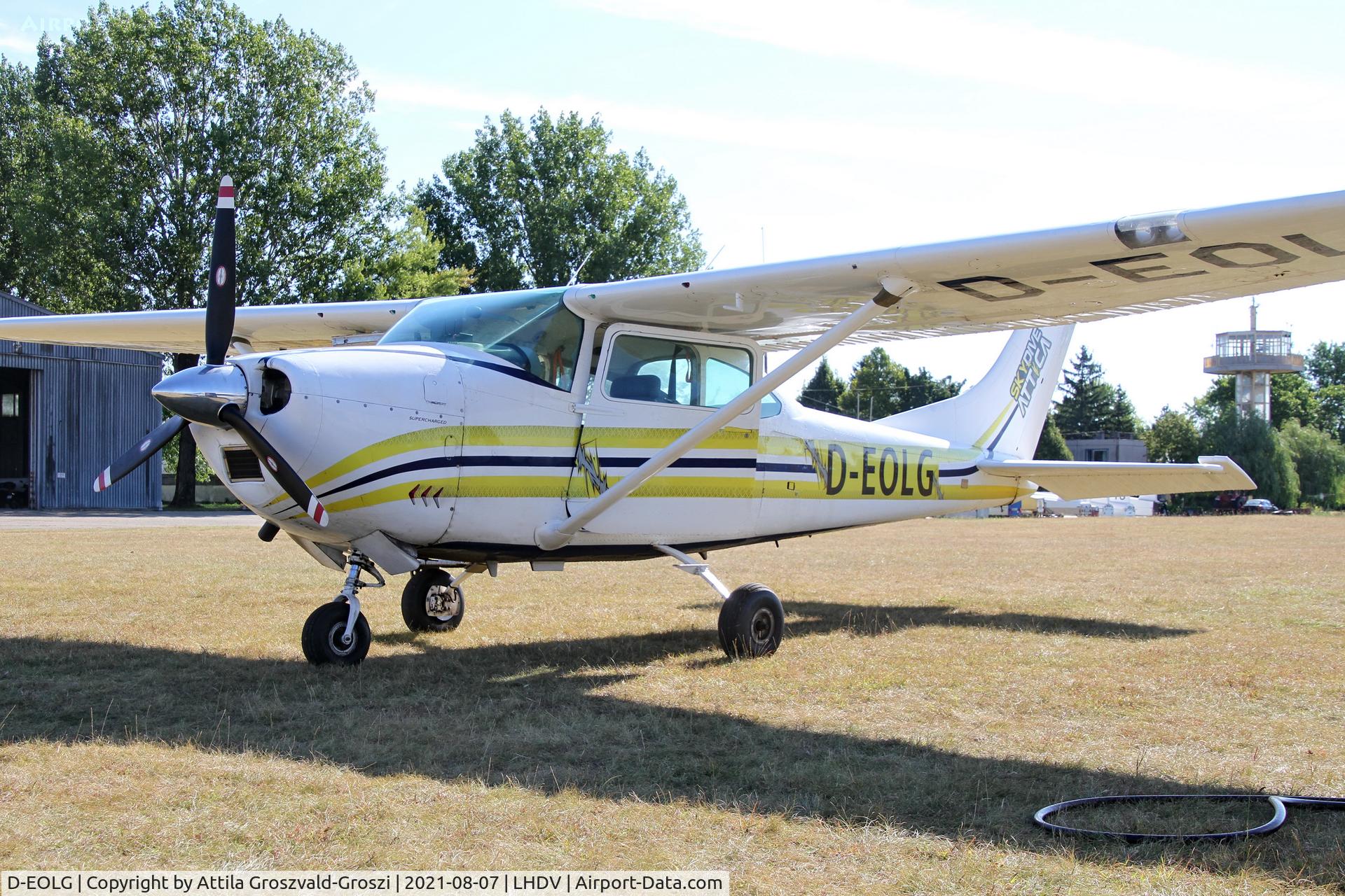 D-EOLG, 1973 Cessna 182L Skylane C/N 18258630, LHDV - Dunaújváros-Kisapostag Airport, Hungary