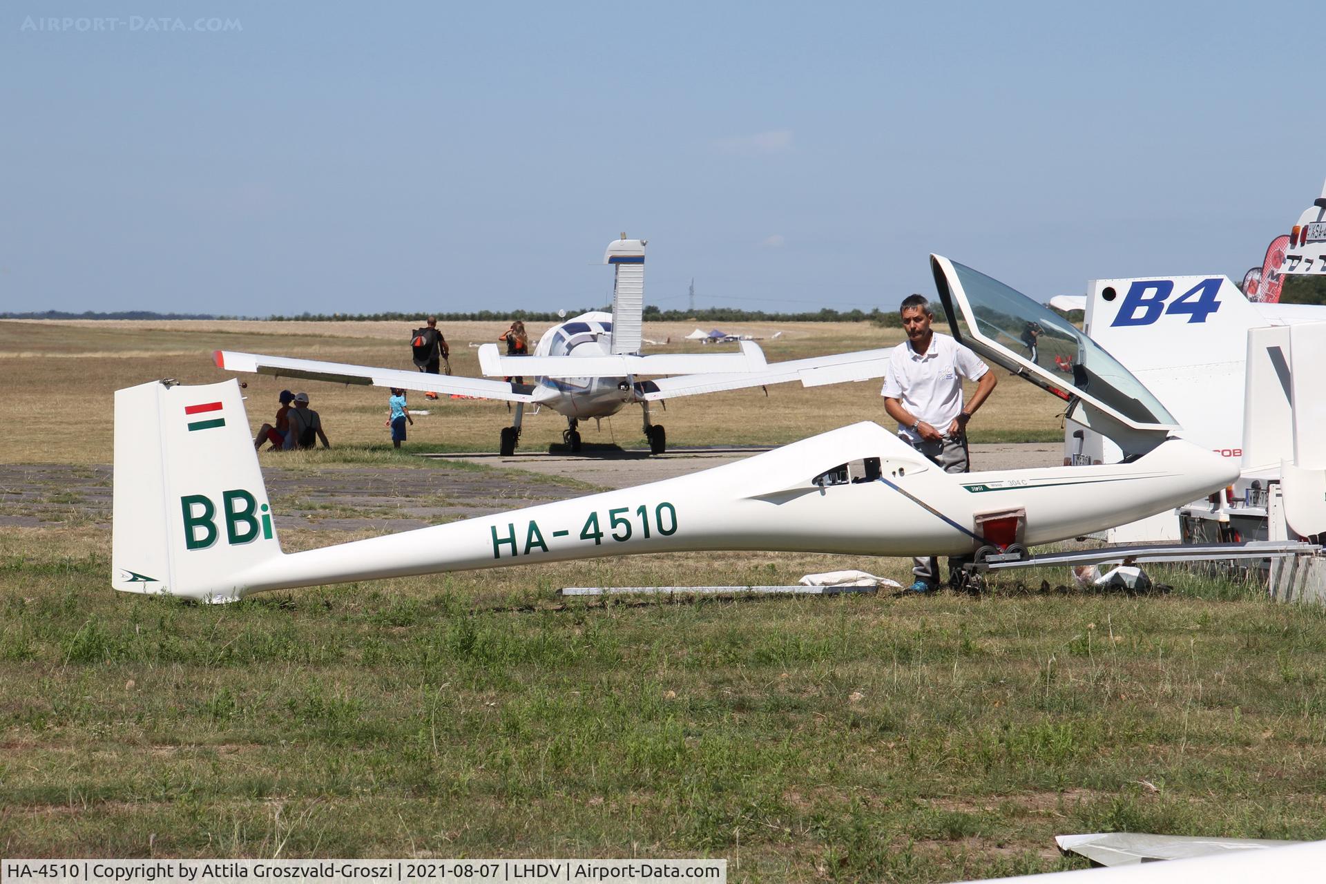 HA-4510, Glasflugel 304C C/N 56c, LHDV - Dunaújváros-Kisapostag Airport, Hungary