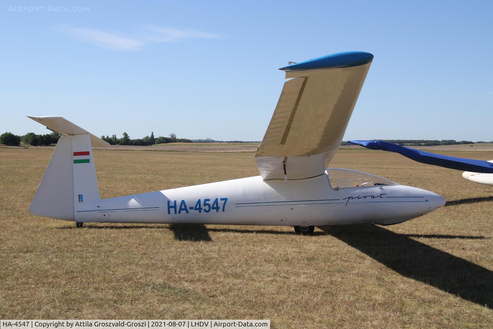 HA-4547, 1970 PZL-Bielsko SZD-30 Pirat C/N B-345, LHDV - Dunaújváros-Kisapostag Airport, Hungary
