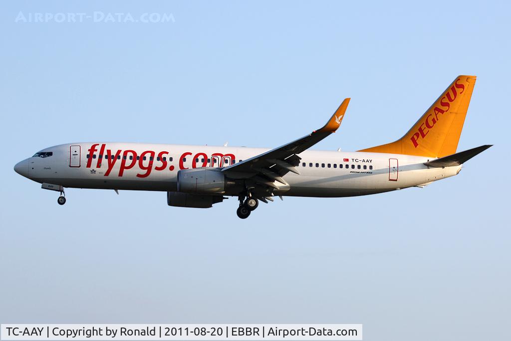 TC-AAY, 2010 Boeing 737-82R C/N 40874, at bru