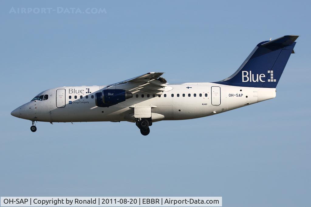OH-SAP, 2002 British Aerospace Avro 146-RJ85 C/N E.2394, at bru
